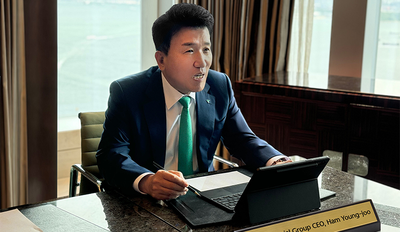 Hana Financial Group Chairman Ham Meets with Global Investors, Helms Value-up of K-finance